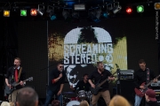 SCREAMING STEREO